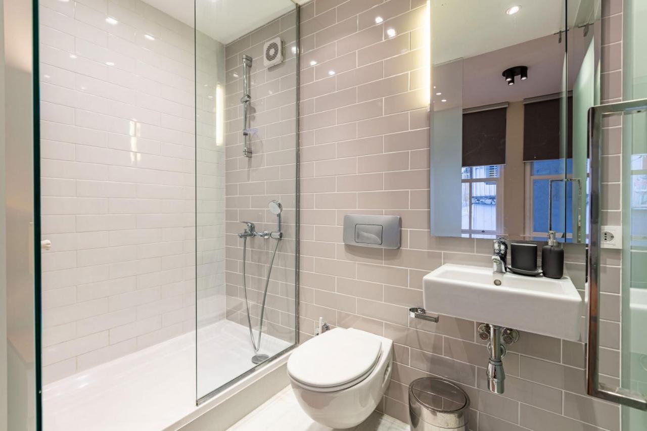 Апартаменты Mesmerizing Flat With Bosphorus View In Beyoglu Стамбул Экстерьер фото