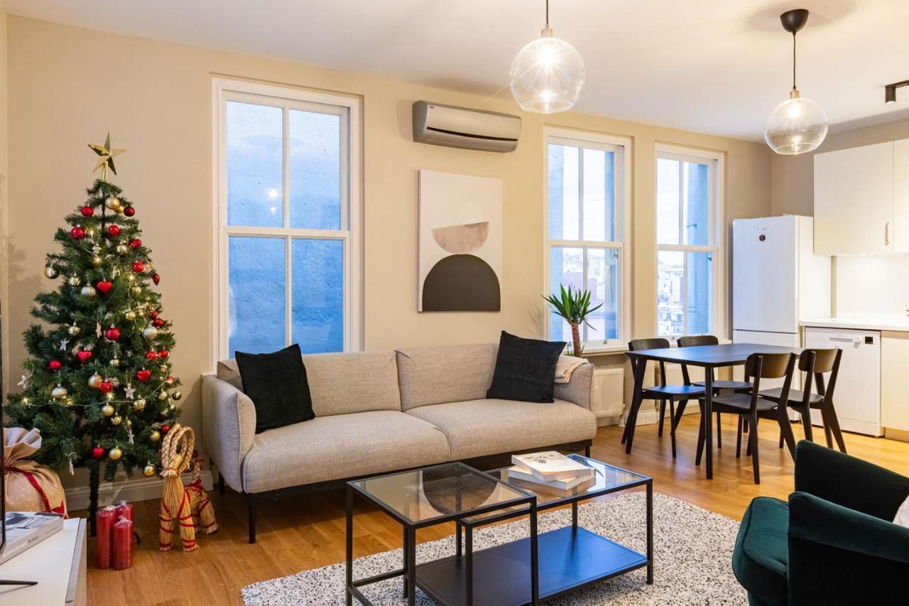 Апартаменты Mesmerizing Flat With Bosphorus View In Beyoglu Стамбул Экстерьер фото
