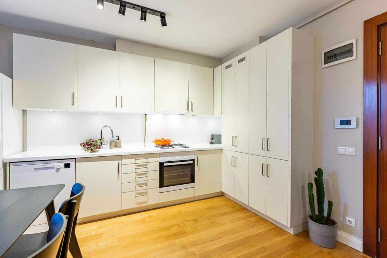 Апартаменты Mesmerizing Flat With Bosphorus View In Beyoglu Стамбул Экстерьер фото